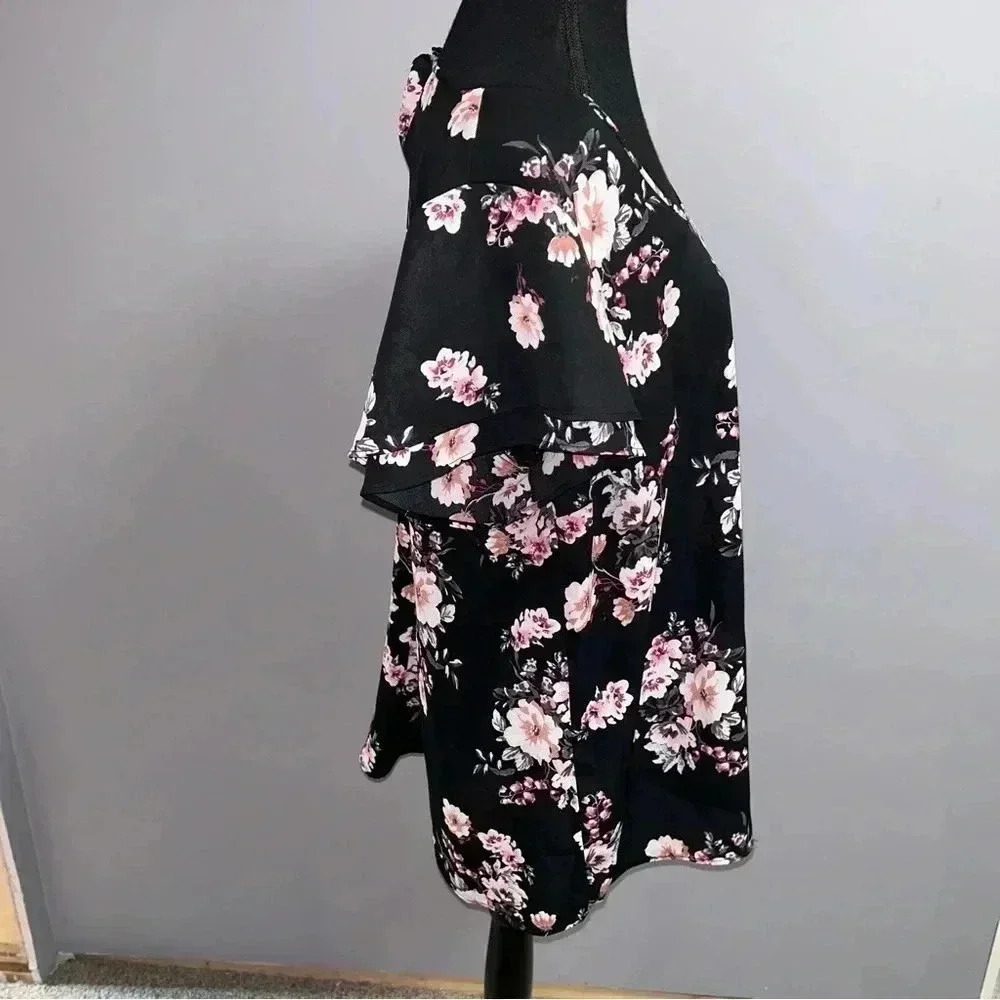 Torrid Blouse - Picture 3 of 5
